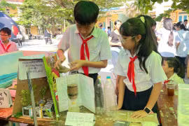 Học sinh Trường THCS Tuy Phước hào hứng tham gia Ngày hội STEM