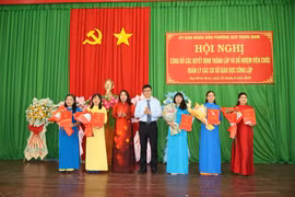 Phường Quy Nhơn Nam bổ nhiệm 16 viên chức quản lý trường học sau sắp xếp