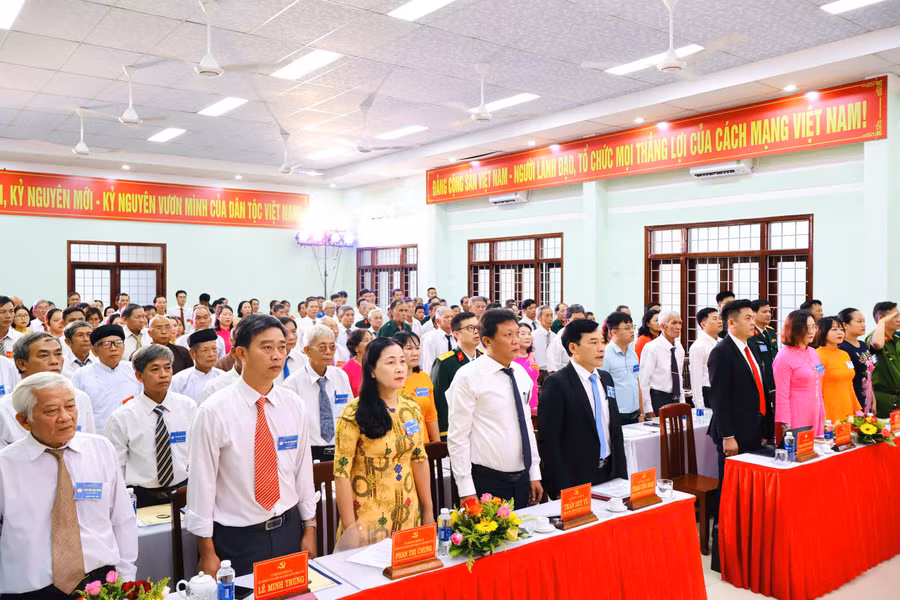 dai-hoi-mttq-xa-tuy-phuoc-tay2.jpg