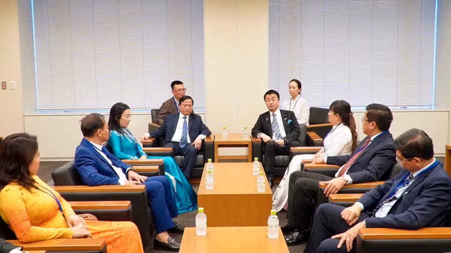 Quang cảnh buổi làm việc. Ảnh: Ngọc Luận