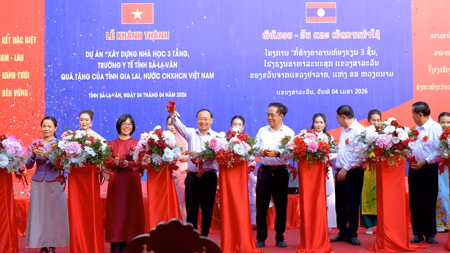 khanh-thanh-cong-trinh-huu-nghi-giua-tinh-gia-lai-va-tinh-salavan.png