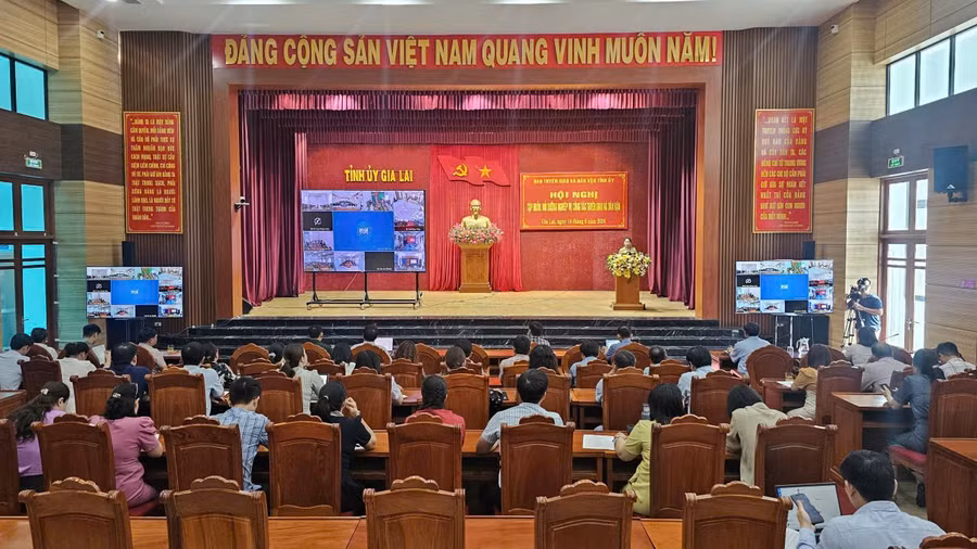 quang-canh-hoi-nghi-tap-huan.jpg