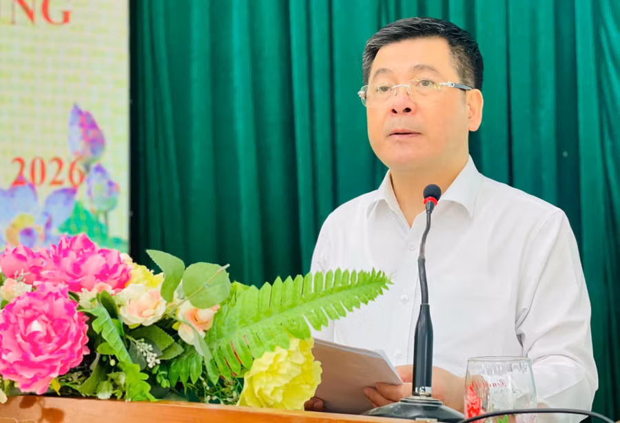 ong-nguyen-hong-dien-uy-vien-bch-trung-uong-dang-pho-bi-thu-chuyen-trach-dang-uy-quoc-hoi-phat-bieu-tai-hoi-nghi.jpg