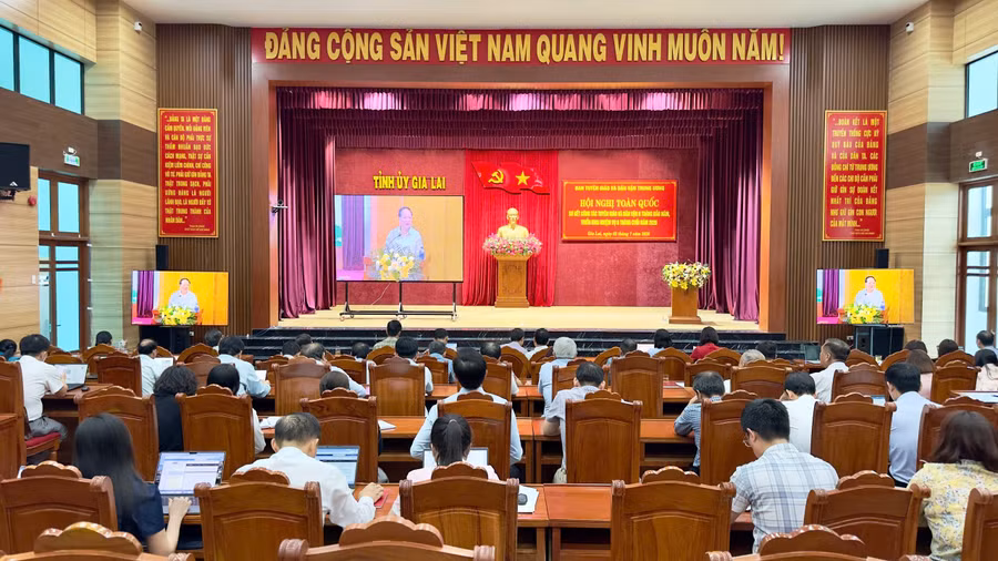 quang-canh-hoi-nghi-tai-diem-cau-tinh-gia-lai.jpg