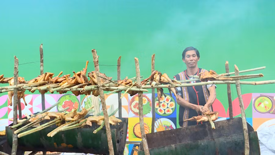 anh-dinh-van-binh-nuong-ga.jpg