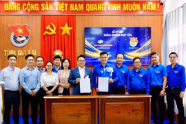 Tỉnh đoàn, Hội LHTN Việt Nam tỉnh Gia Lai ký kết hợp tác về chuyển đổi số, giáo dục, an sinh.