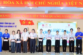 Sôi nổi Ngày hội chào tân sinh viên Trường Cao đẳng Y tế Gia Lai.