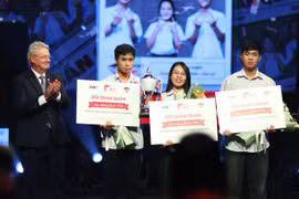 Đội tuyển Trường THPT Chuyên Lê Quý Đôn thành công chinh phục ngôi vị cao nhất chương trình Trường Teen 2025.