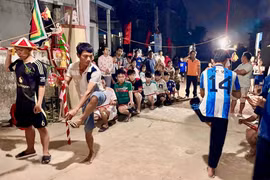 Đoàn xã Tuy Phước tổ chức sinh hoạt Câu lạc bộ Chèo Bả trạo trong thanh niên nhằm chuẩn bị cho Lễ hội Cầu ngư xã Tuy Phước lần thứ I, năm 2026.