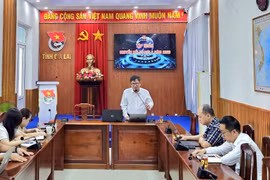 Cán bộ Đoàn xã, phường và thành viên Tổ công nghệ số cộng đồng tỉnh Gia Lai tham gia lớp tập huấn chuyên sâu về chuyển đổi số và kỹ năng công nghệ do Tỉnh đoàn tổ chức vào ngày 10-4.