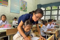Giúp học sinh dân tộc thiểu số làm quen tiếng Việt
