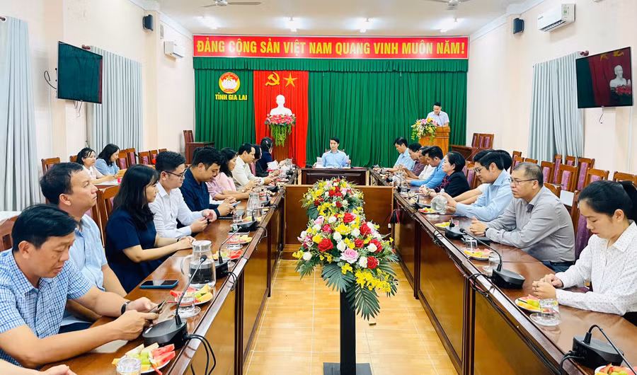 Quang cảnh buổi gặp mặt. Ảnh: Phi Long