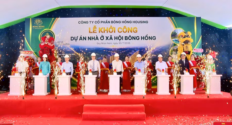 toan-canh-le-khoi-cong-du-an-nha-o-xa-hoi-bong-hong-tai-phuong-quy-nhon-nam.jpg