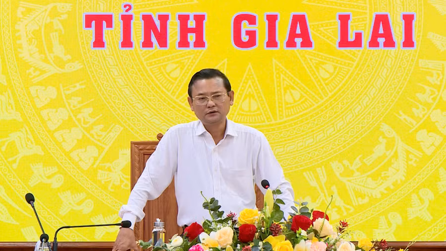 quang-canh-cuoc-hop.jpg