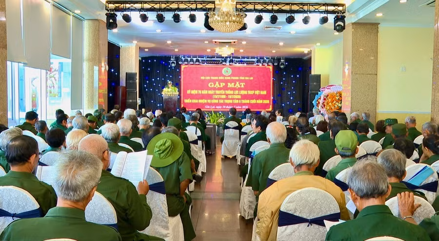 Quang cảnh buổi gặp mặt. Ảnh: Bình Dương