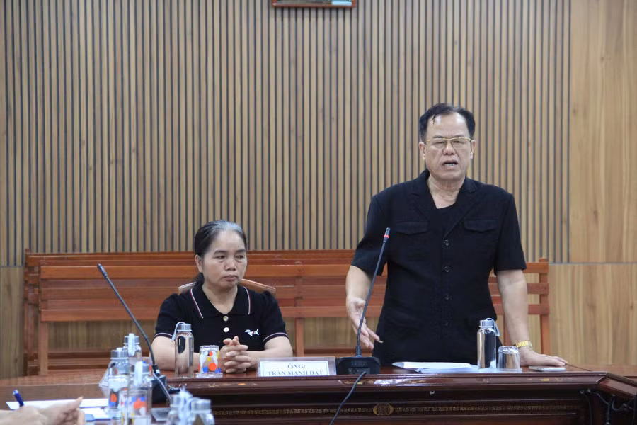anh-3-ong-tran-manh-dat-xa-ia-grai-trinh-bay-noi-dung-khieu-nai.jpg