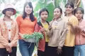 Về làng với học sinh 