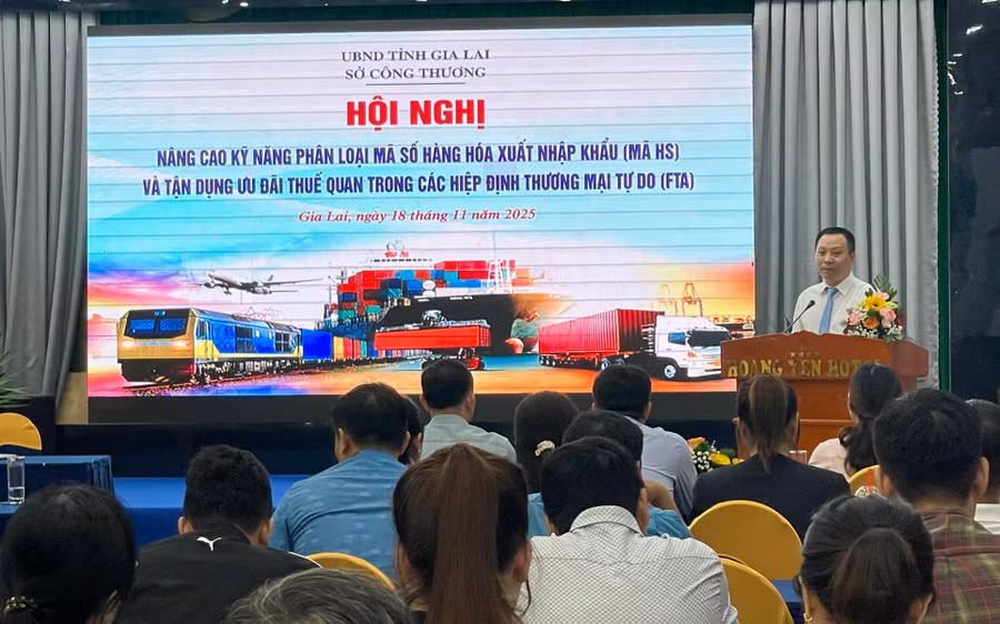 hoi-nghi-xuat-nhap-khau-1.jpg