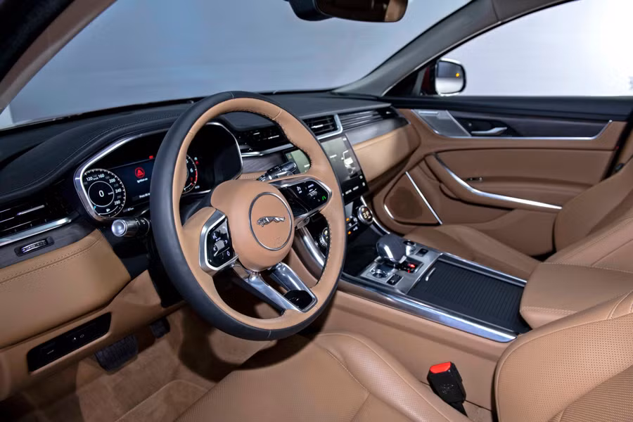 jaguar-xf-noi-that-3-jpg.jpg