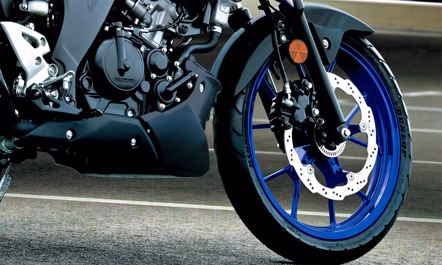 suzuki-gsx-s125-2025-3-5594-17-5419-2823-1739333090.jpg