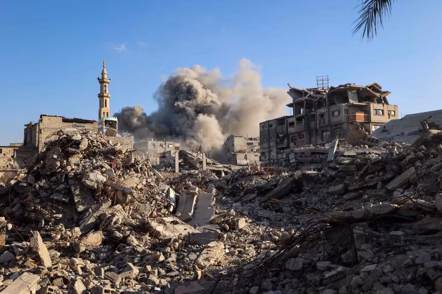 19int-gaza-clashes-wpfh-threebyt.jpg