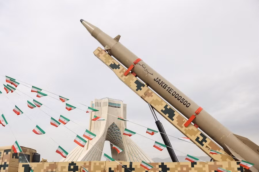 tenluatrungbaytehraniranreutersj.jpg