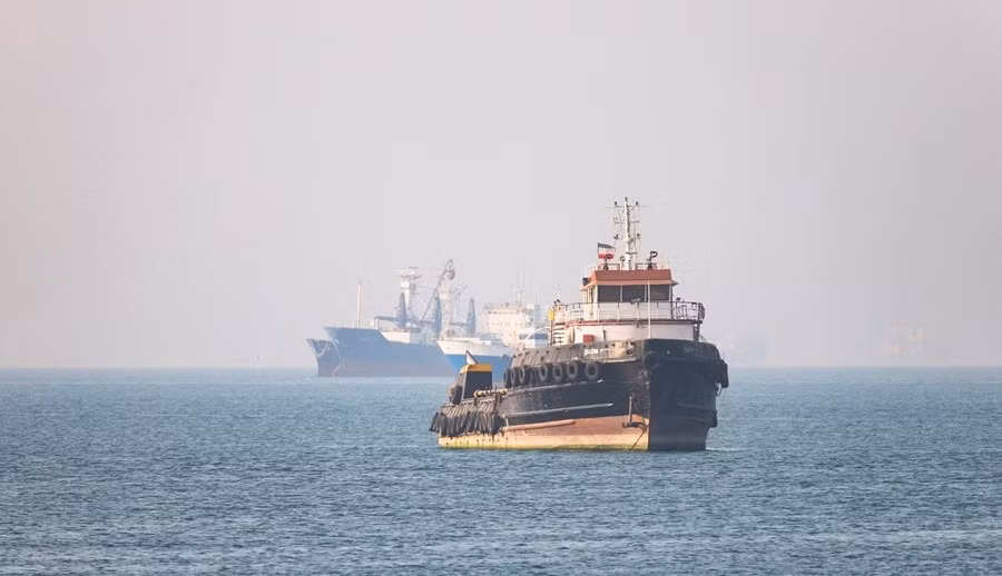 iran-trien-khai-co-che-moi-de-quan-ly-tau-thuyen-qua-eo-bien-hormuz-reuters.jpg