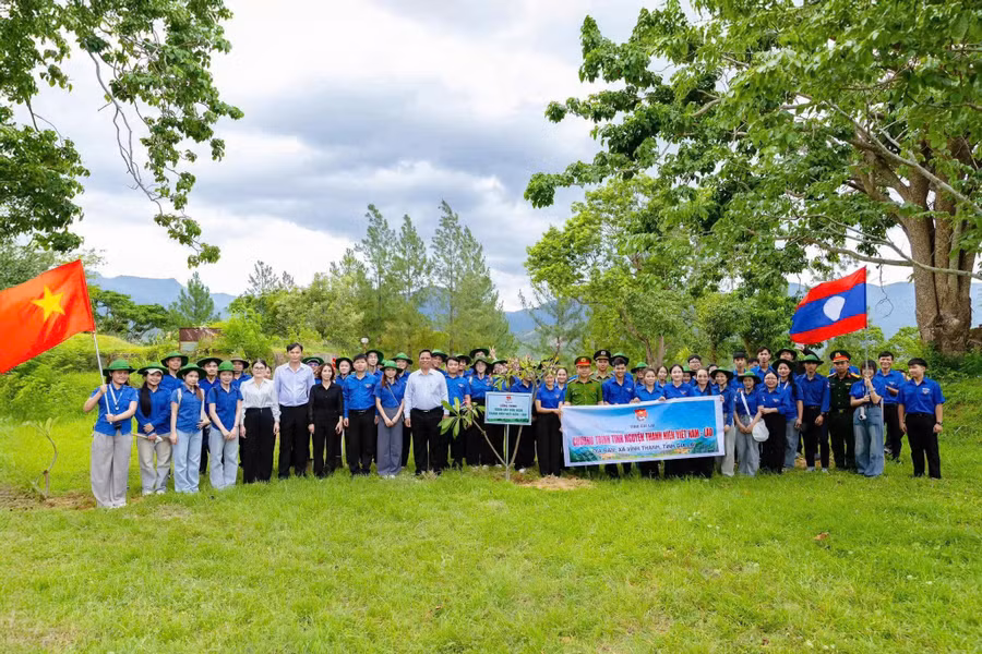 z7917740912067-426ae9cb99fbfa702696588fba5a3411.jpg