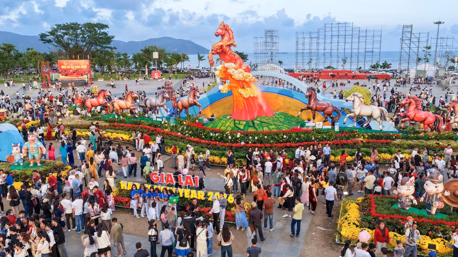 quang-truong-nguyen-tat-thanh-van-nhon-nhip.jpg