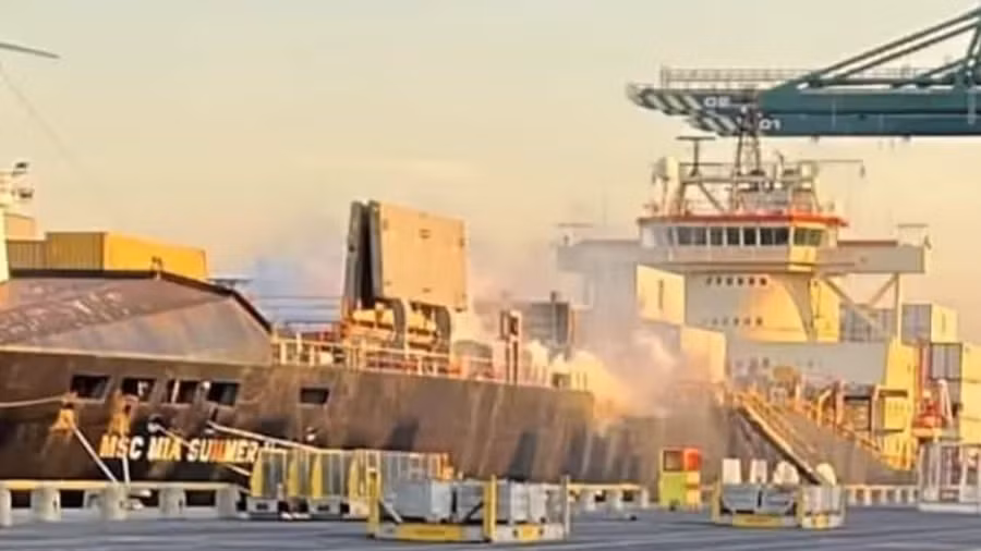 het-lek-ontstond-op-het-containerschip-msc-mia-summer-ii-7565.jpg