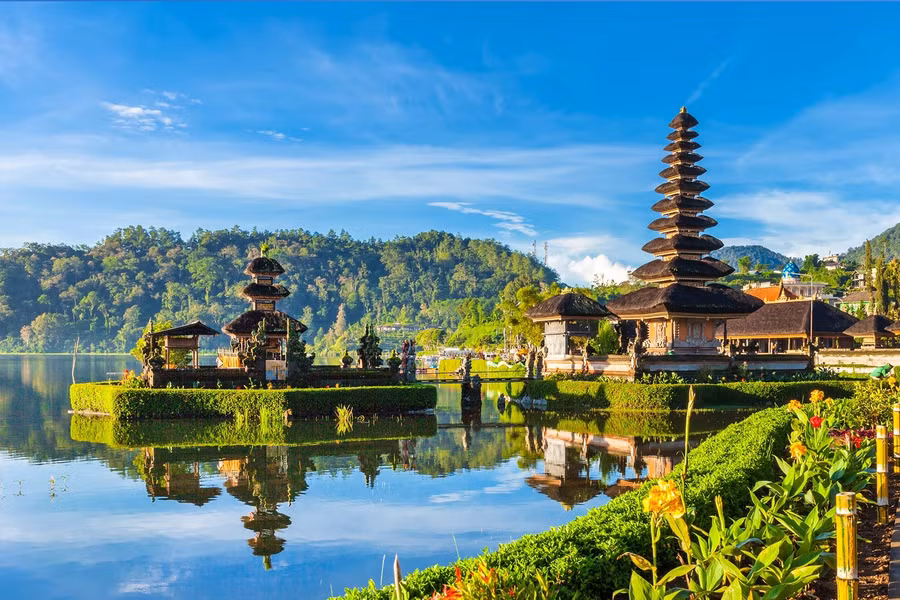 tong-quan-du-lich-indonesia-ivivu.jpg