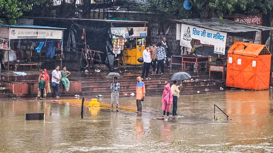 mua-lon-khien-56-nguoi-thiet-mang-tai-uttar-pradesh-anh-ani.jpg