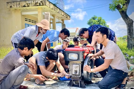Học viên tham gia lớp đào tạo nghề tạo sinh kế cho lao động miền núi huyện Kbang (cũ)