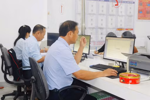 Khai thác dữ liệu số, giảm thủ tục