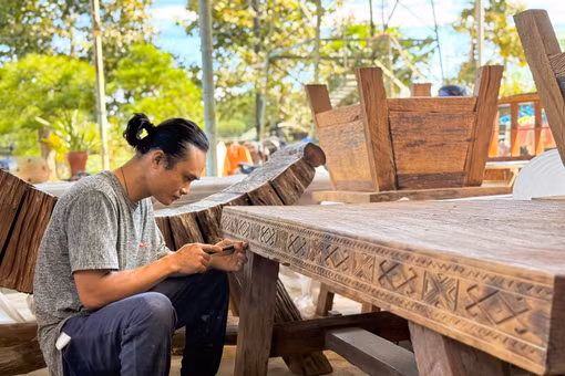 Đưa hoa văn Tây Nguyên vào đời sống hiện đại 