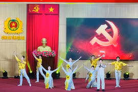 Chương trình nghệ thuật “Gia Lai - Đất thắm tình người”