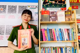 Công an xã Hra ra mắt mô hình “Tủ sách 19/5”