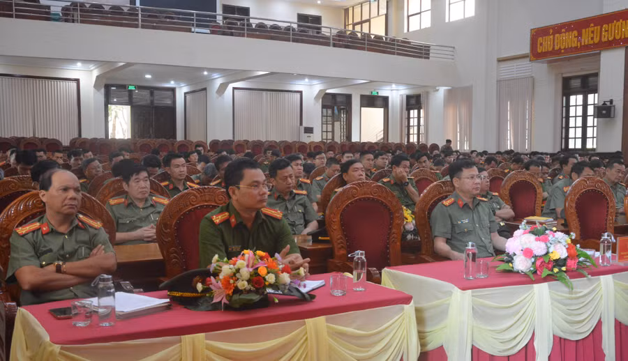 Các đại biểu dự khai mạc lớp tập huấn. Ảnh: Bảo Hân