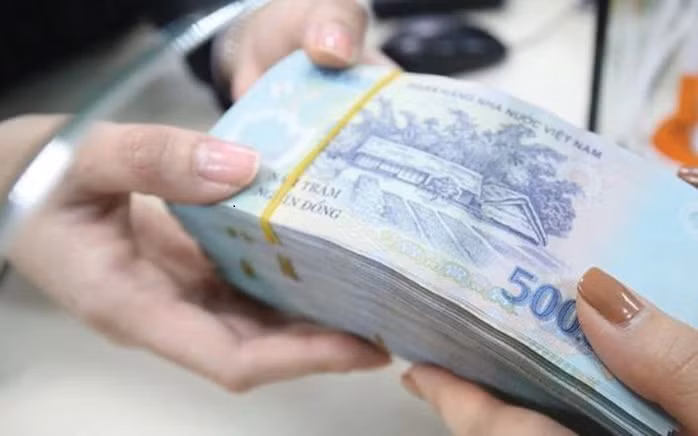 Lợi dụng quen biết, Lại Thị Như Quỳnh (trú tại tổ dân phố 3, thị trấn Chư Prông) đã đưa ra thông tin gian dối là cần tiền đáo hạn ngân hàng để lừa mượn tiền của nhiều người rồi chiếm đoạt tiêu xài cá nhân. Ảnh minh họa