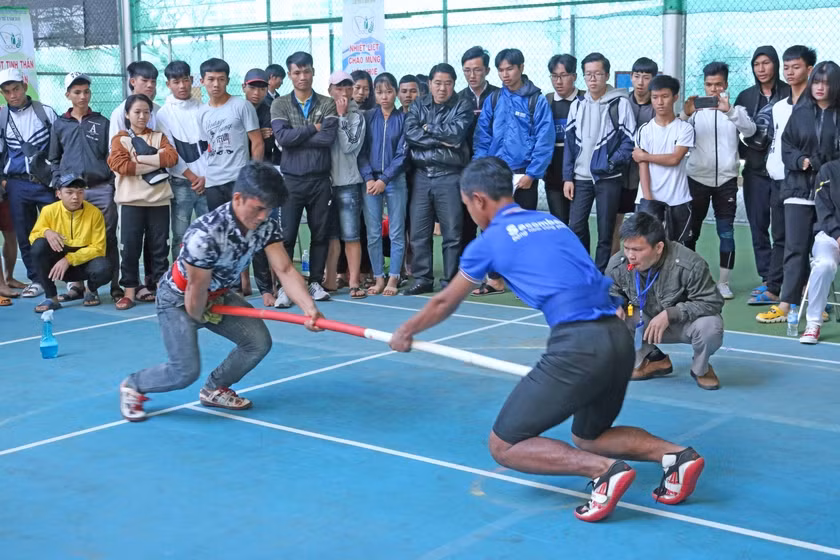 Đẩy gậy là một trong những thế mạnh của ngành Giáo dục Gia Lai tại các kỳ Hội khỏe Phù Đổng khu vực IV. Ảnh: Thiên Di