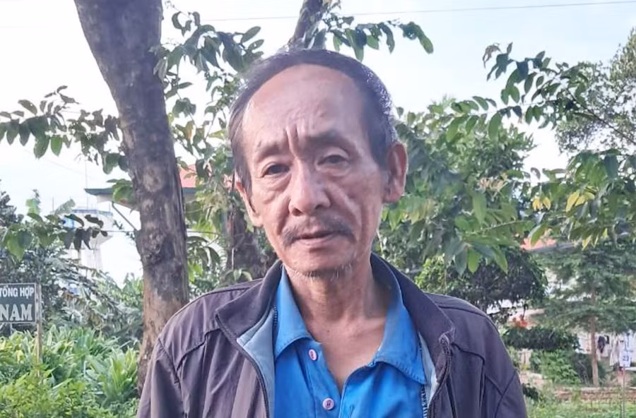 ông Võ Văn Cư là người lang thang đang tạm được chăm sóc tại Trung tâm Bảo trợ Xã hội Tổng hợp Gia Lai.