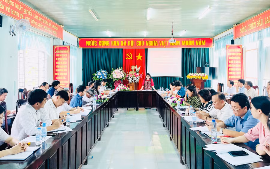 Quang cảnh buổi khảo sát tại xã Ia Kreng, huyện Chư Păh. Ảnh: Trần Dung