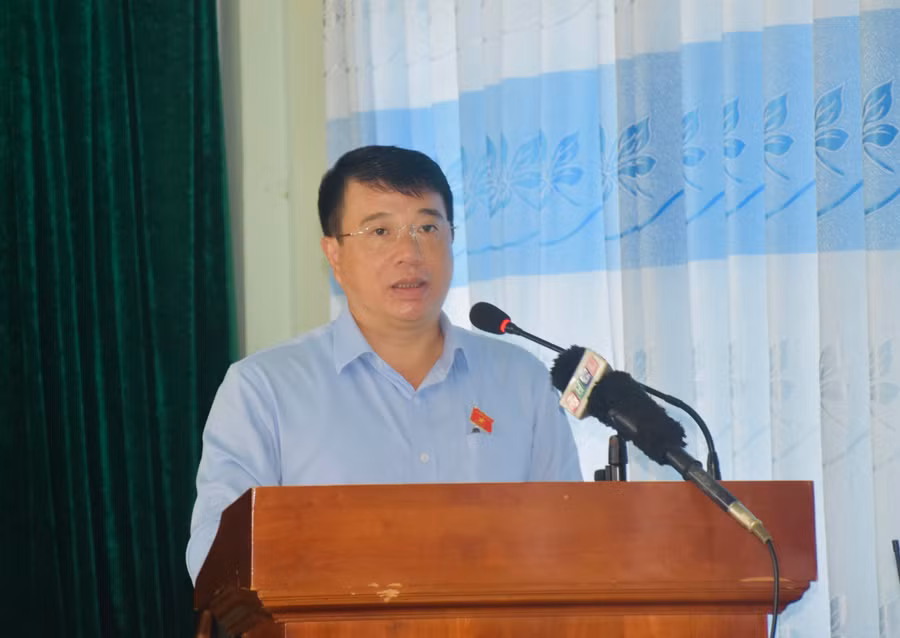 Ông Y Thanh Hà Niê Kđăm-Ủy viên Ban Chấp hành Trung ương Đảng, Ủy viên Ủy ban Thường vụ Quốc hội, Chủ tịch Hội đồng Dân tộc của Quốc hội trả lời những kiến nghị của cử tri. Ảnh: Trần Dung Ông Y Thanh Hà Niê Kđăm-Ủy viên Ban Chấp hành Trung ương Đảng, Ủy viên Ủy ban Thường vụ Quốc hội, Chủ tịch Hội đồng Dân tộc của Quốc hội trả lời những kiến nghị của cử tri. Ảnh: Trần Dung