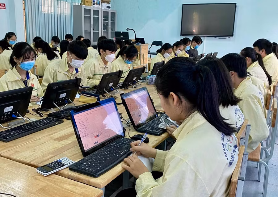 Nếu chưa đăng ký tài khoản IOE, học sinh cần đăng ký mới để tham gia dự thi. Ảnh: Mộc Trà Nếu chưa đăng ký tài khoản IOE, học sinh cần đăng ký mới để tham gia dự thi. Ảnh: Mộc Trà