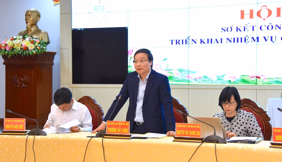 Chủ tịch UBND tỉnh Trương Hải Long phát biểu khai mạc hội nghị. Ảnh: Đức Thụy