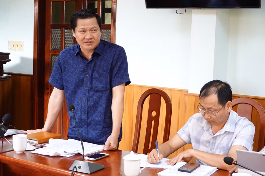 Ông Trương Văn Đạt-Ủy viên Ban Thường vụ Tỉnh ủy, Phó Chủ tịch Thường trực HĐND tỉnh phát biểu tại buổi giám sát. Ảnh: Mộc Trà