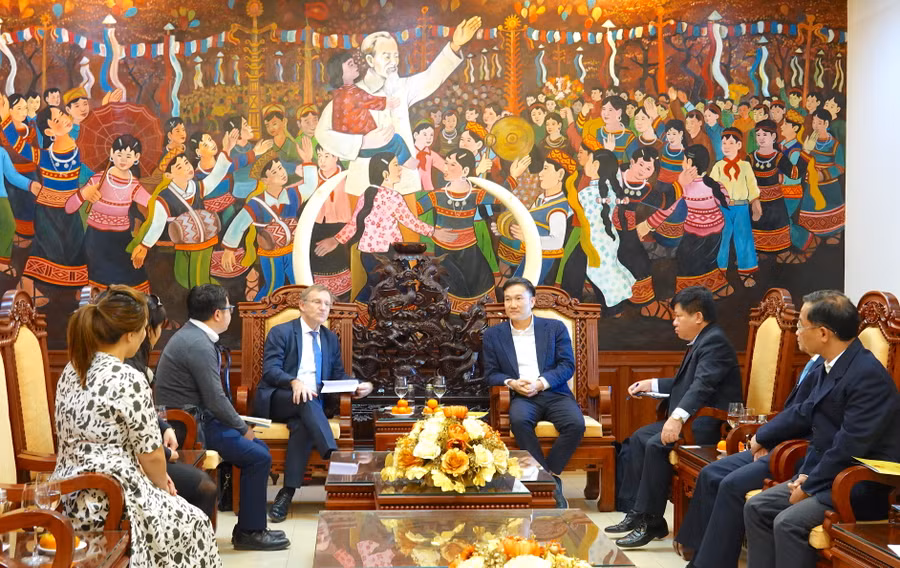 Quang cảnh buổi tiếp xã giao đoàn công tác của Cơ quan Phát triển Pháp tại Việt Nam. Ảnh: Mộc Trà