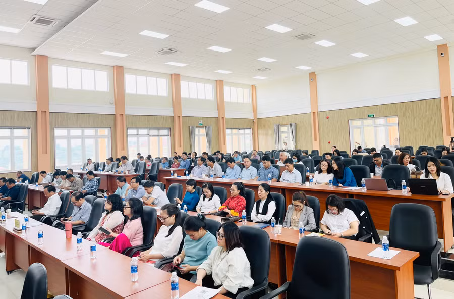 Các đại biểu tham dự hội thảo. Ảnh: Mai Ka