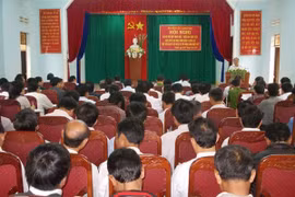 Thực hiện Nghị quyết TƯ 4 gắn với nhiệm vụ chính trị của địa phương