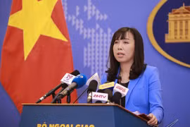 Trung Quốc quân sự hóa bất hợp pháp các đảo ở Hoàng Sa, Trường Sa